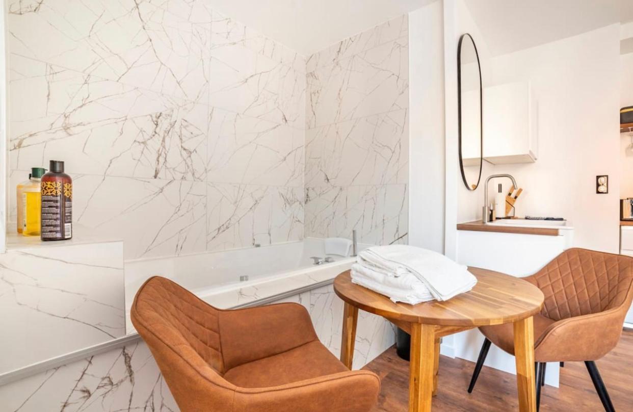 Apartament Parenthese Roanne Pierre Depierre Zewnętrze zdjęcie